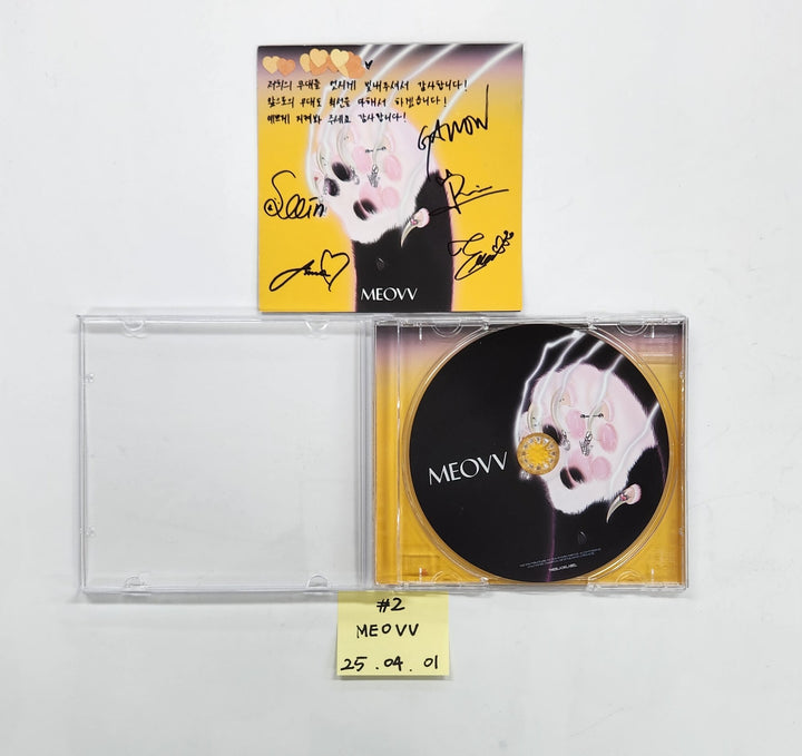MEOVV "MEOVV" &amp; "TOXIC" - Hand Autograhped(Signed) Promo Album [25.4.1]