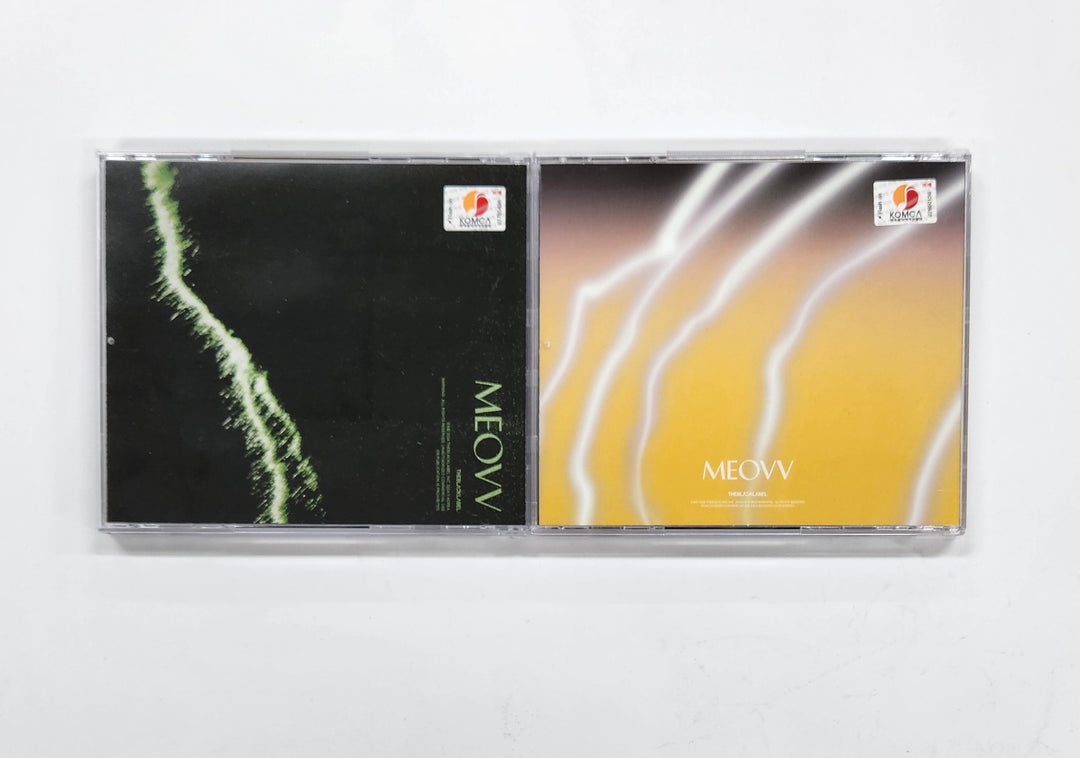 MEOVV "MEOVV" &amp; "TOXIC" - Hand Autograhped(Signed) Promo Album [25.4.1]