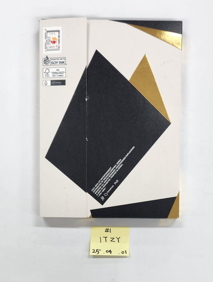 Yeji "Air", Itzy "Gold" - Hand Autograhped(Signed) Promo Album [25.4.1]