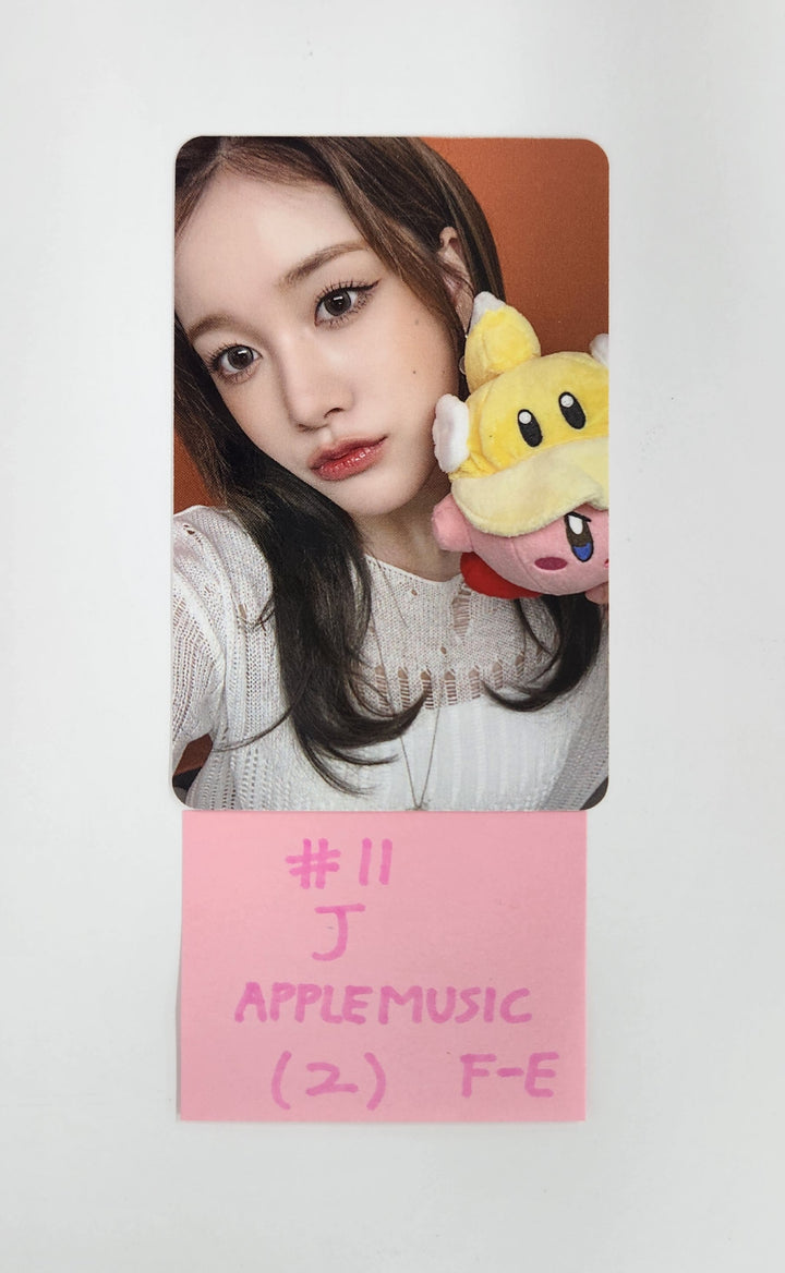STAYC "S" - Apple Music Fansign Event Photocard  [25.4.2]