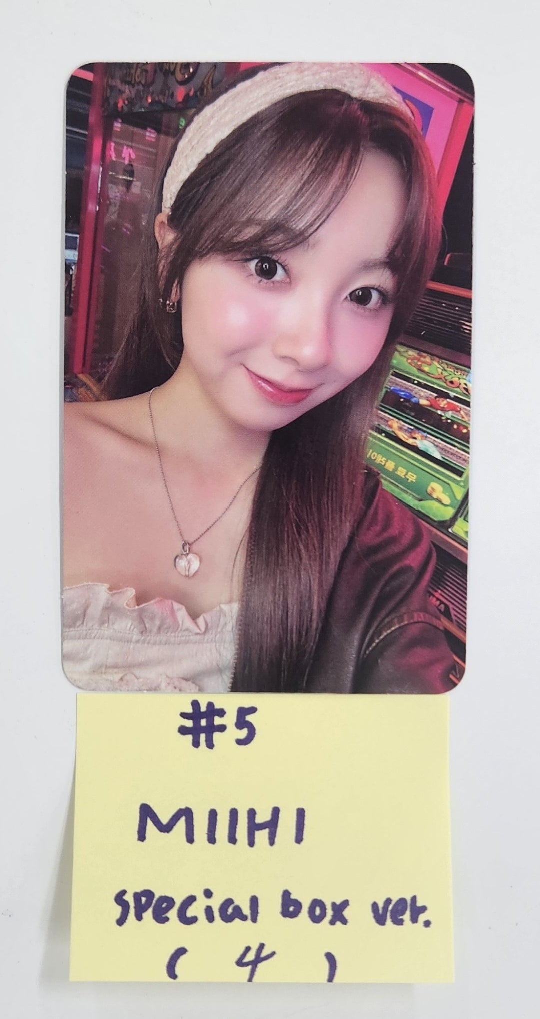 NiziU "LOVE LINE" - Official Photocard  (Special Box ver.)[25.4.2]
