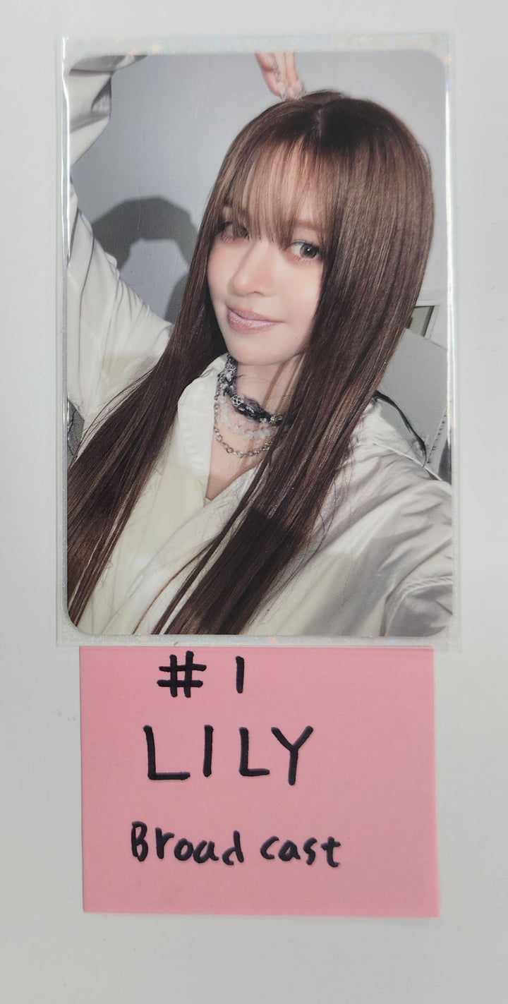 NMIXX "Fe3O4: FORWARD" - Broadcast Photocard [25.4.2]