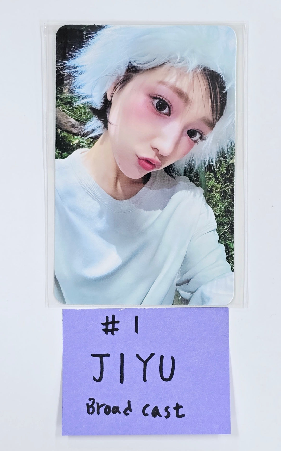 KiiiKiii "UNCUT GEM" - Broadcast Photocard [25.4.3]