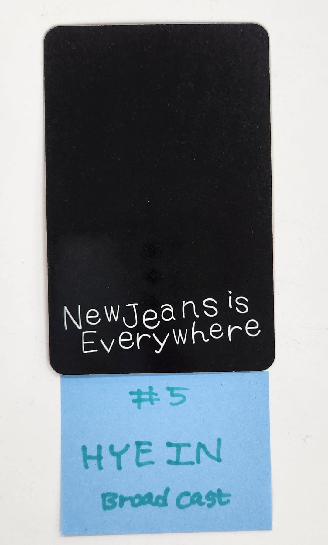 Newjeans "Supernatural" - Broadcast Photocard [25.4.7]