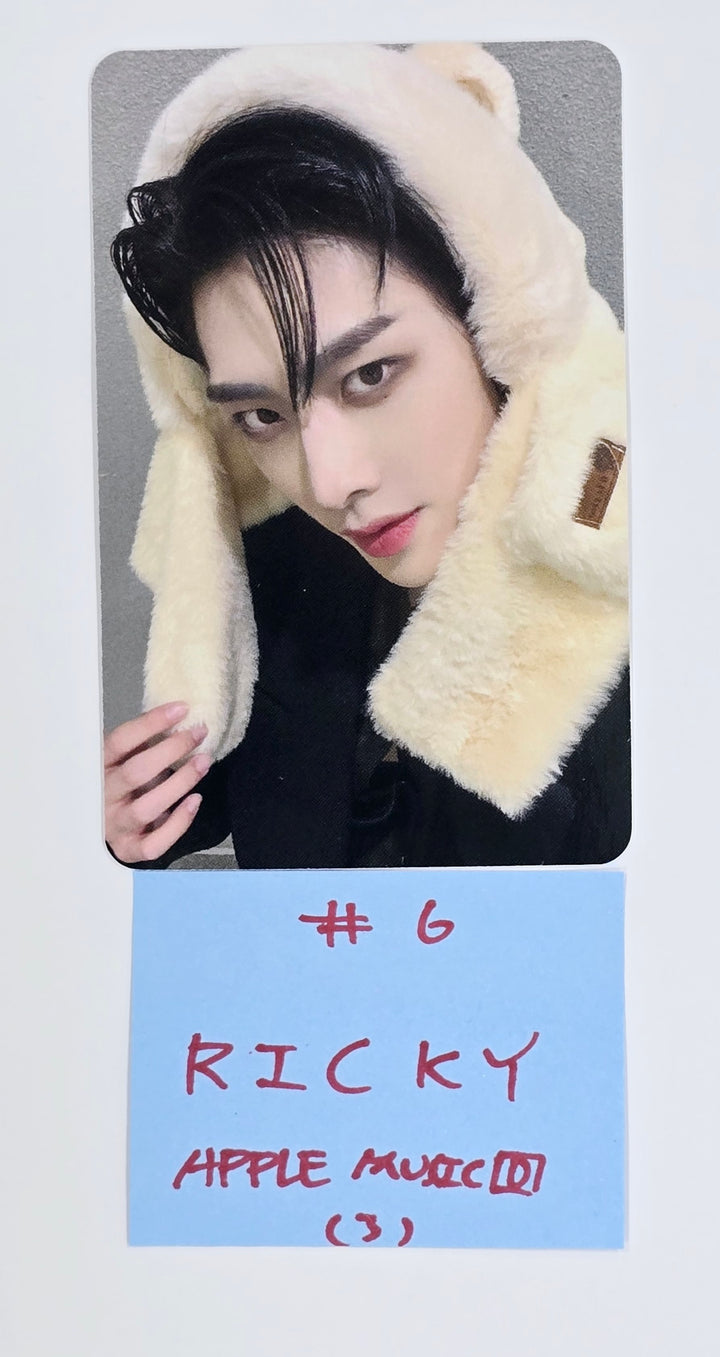 ZEROBASEONE "𝗕𝗟𝗨𝗘 𝗣𝗔𝗥𝗔𝗗𝗜𝗦𝗘" The 5th Mini Album - Apple Music Fansign Event Photocard [Digipack Ver.] [25.4.7]