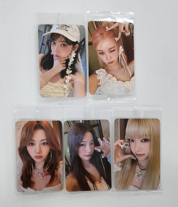 Le Sserafim "Hot" - Ktown4U Fansign Event Photocard [Compact Ver.] [25.4.8]