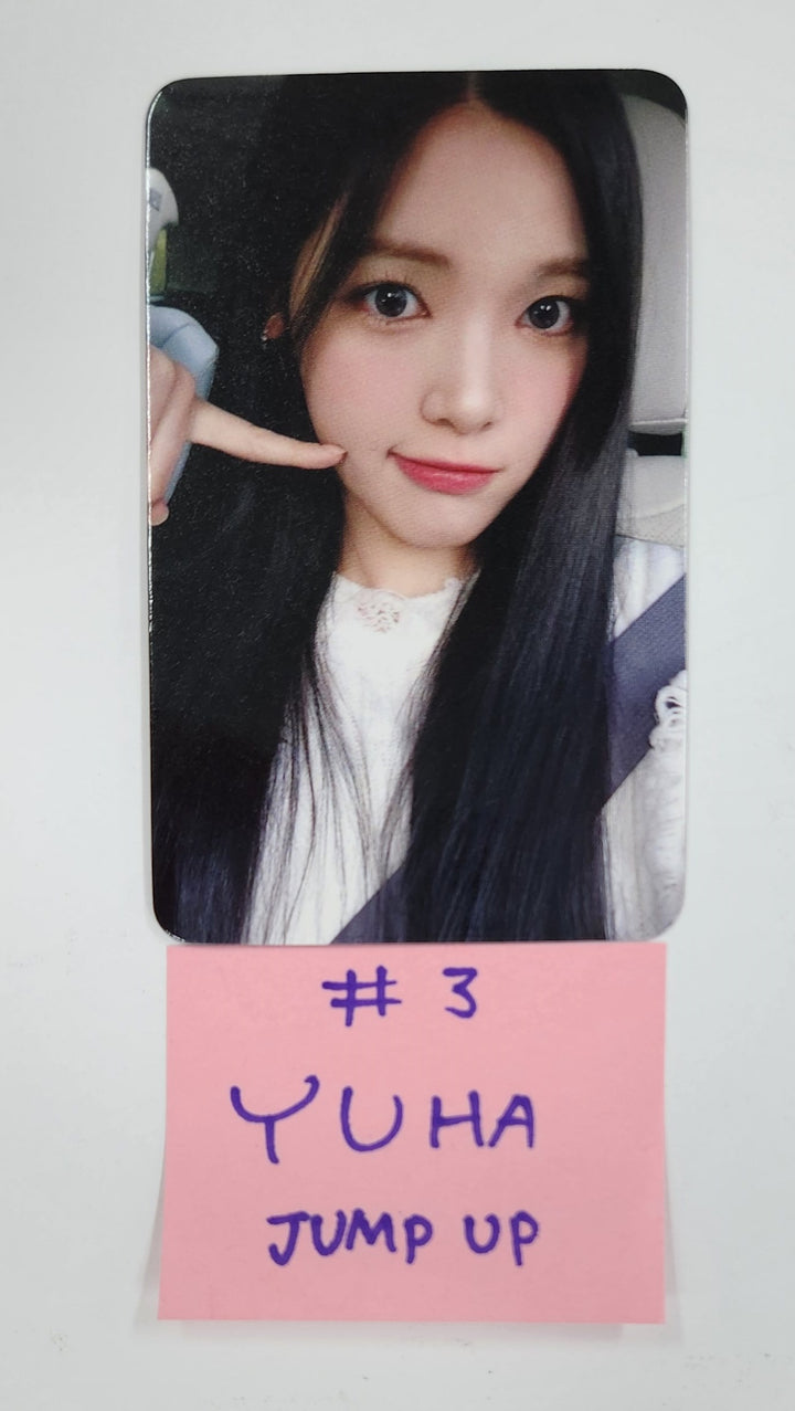 Hearts2Hearts "The Chase" - Jump Up Fansign Event Photocard [25.4.8]