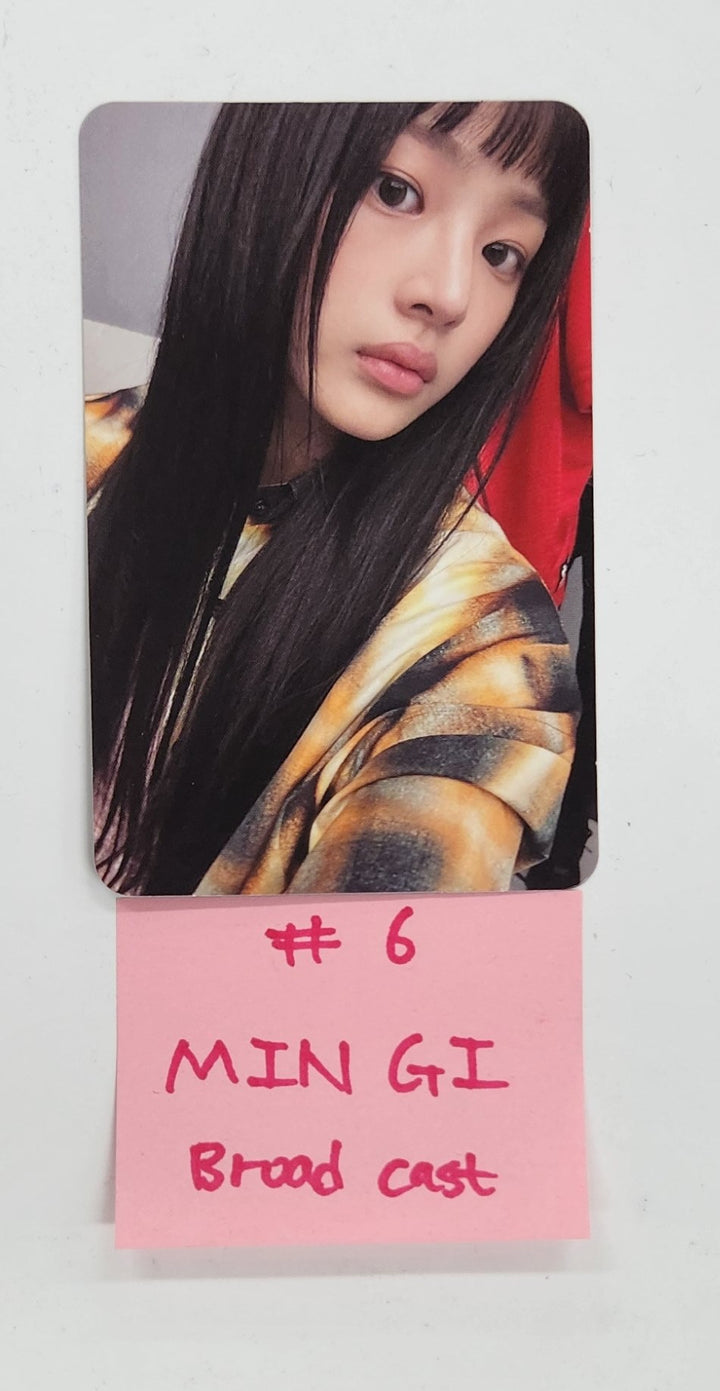 Newjeans "Supernatural" - Broadcast Photocard [25.4.7]