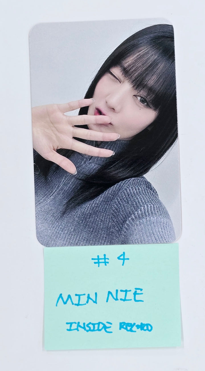 Minnie (of (G)I-DLE) "Her" - Inside Record Fansign Event Photocard [25.4.9]