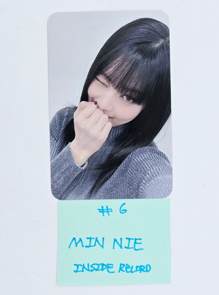 Minnie (of (G)I-DLE) "Her" - Inside Record Fansign Event Photocard [25.4.9]