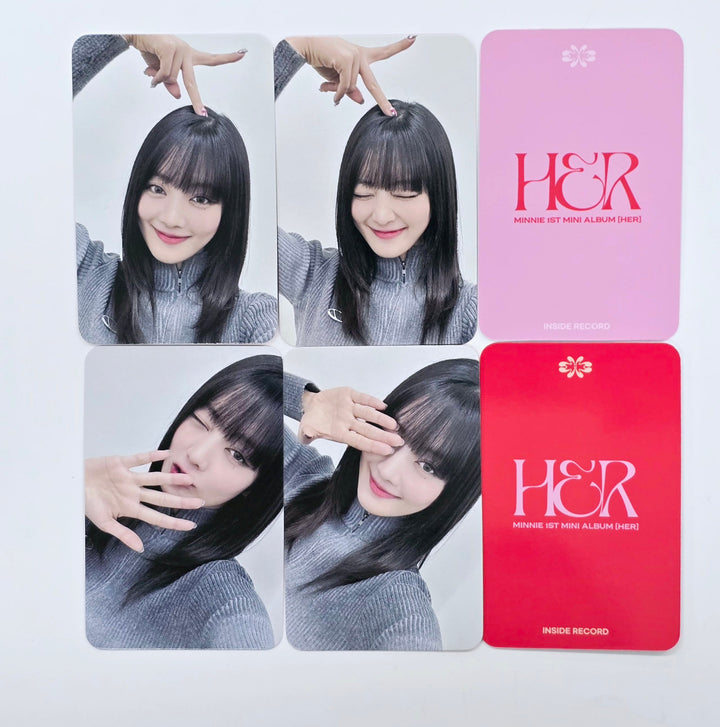 Minnie (of (G)I-DLE) "Her" - Inside Record Fansign Event Photocard [25.4.9]