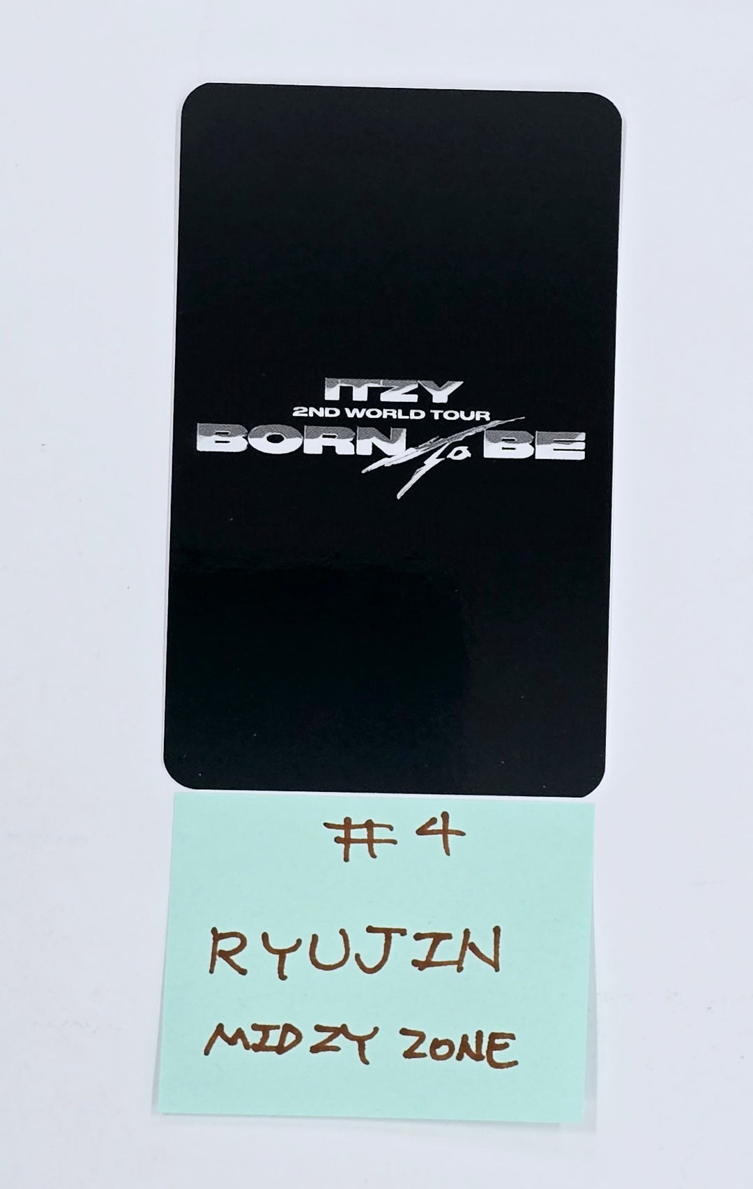 ITZY "BORN TO BE" 2ND WORLD TOUR - MIDZY Zone Event Photocard [25.4.9] - Must Read !