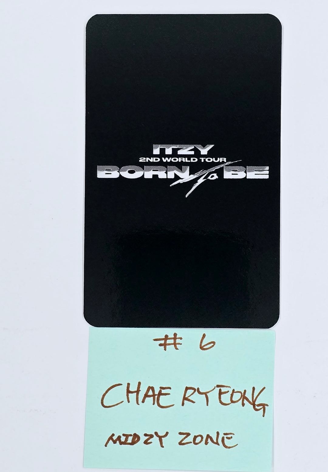 ITZY "BORN TO BE" 2ND WORLD TOUR - MIDZY Zone Event Photocard [25.4.9] - Must Read !