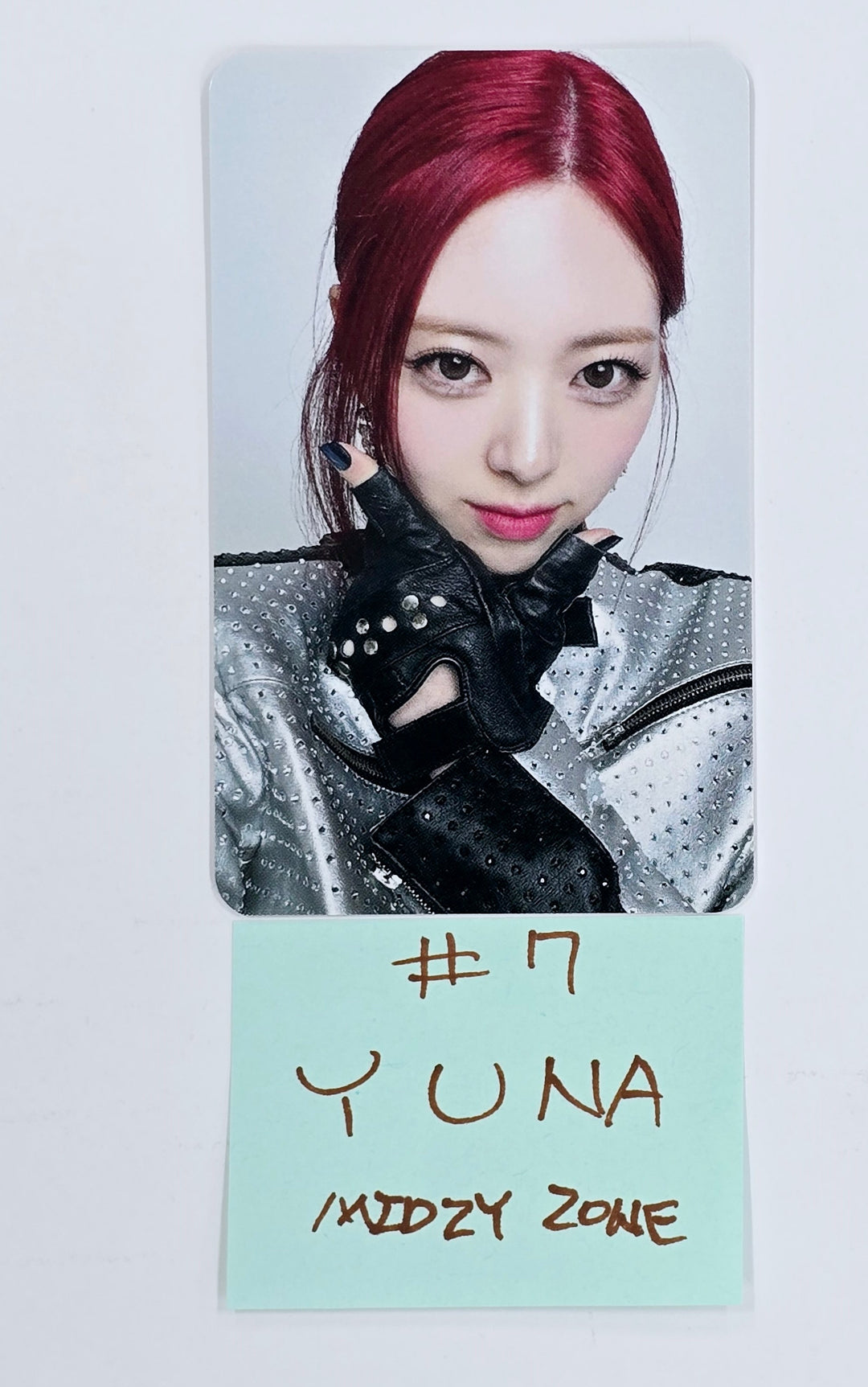 ITZY "BORN TO BE" 2ND WORLD TOUR - MIDZY Zone Event Photocard [25.4.9] - Must Read !