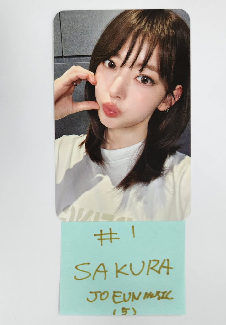 Le Sserafim "Hot" - Joeun Music Fansign Event Photocard [25.4.9]