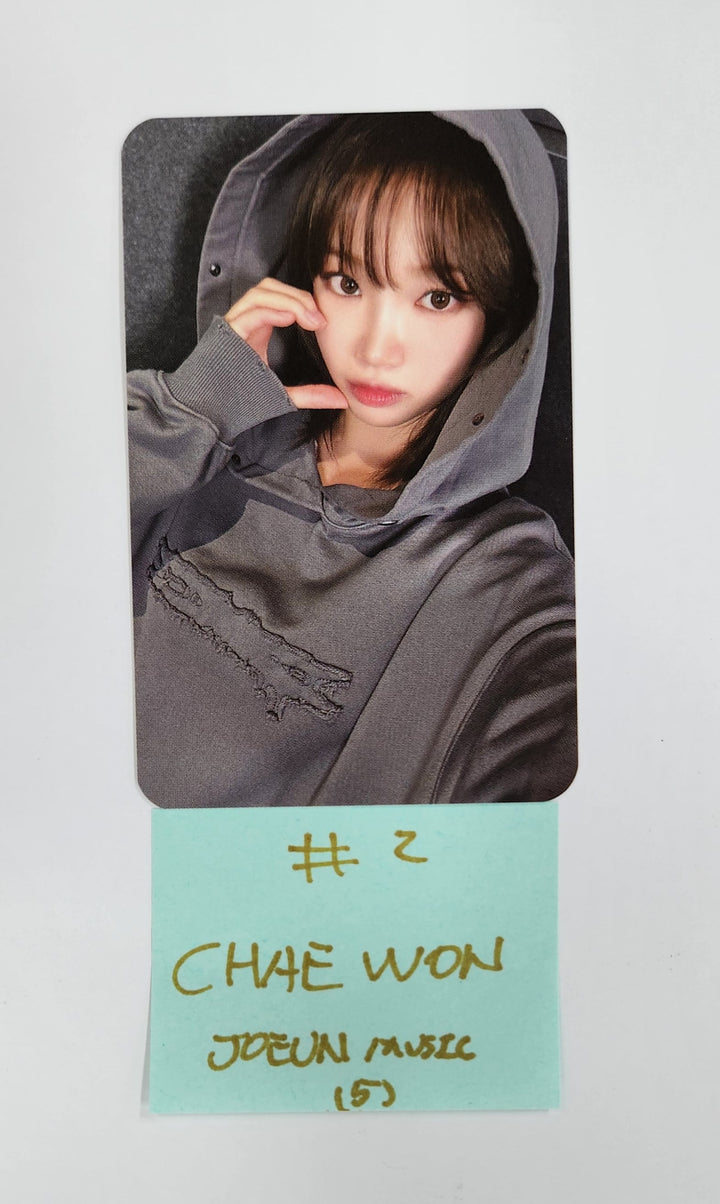 Le Sserafim "Hot" - Joeun Music Fansign Event Photocard [25.4.9]