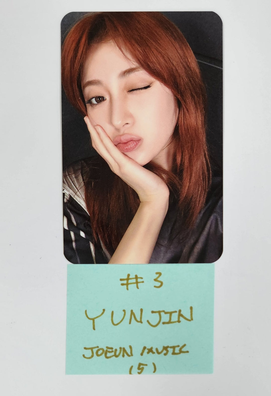 Le Sserafim "Hot" - Joeun Music Fansign Event Photocard [25.4.9]