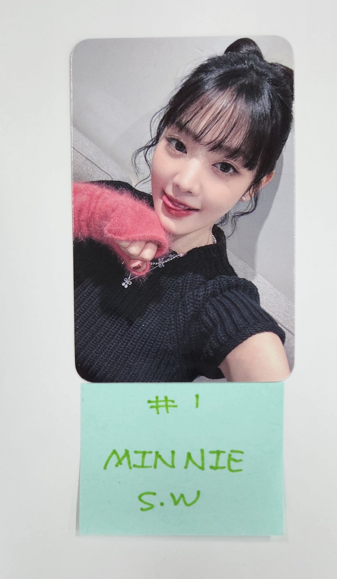 Minnie (of (G)I-DLE) "Her" - Soundwave Fansign Event Photocard Round 2 [25.4.9]