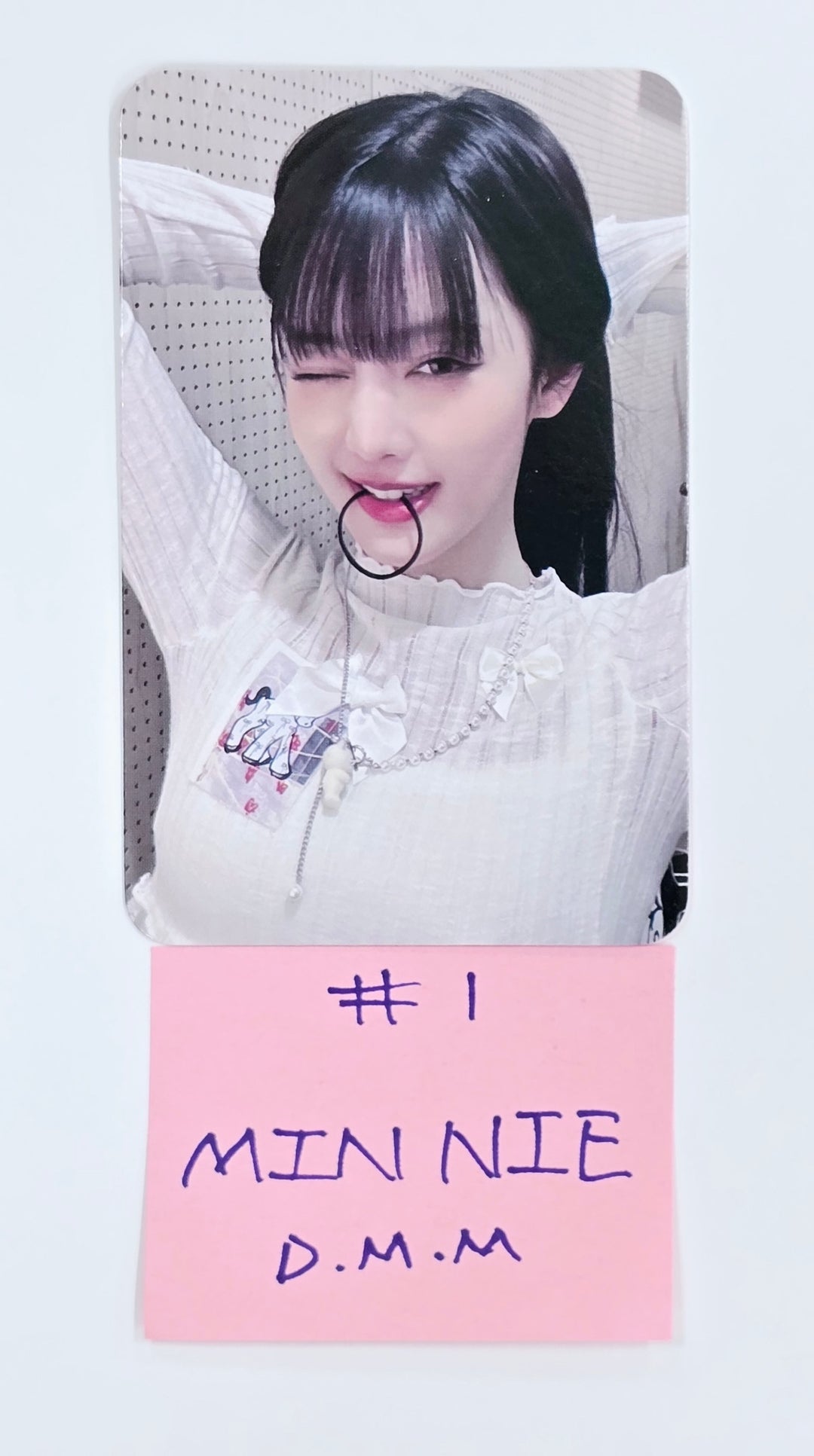 Minnie (of (G)I-DLE) "Her" - Dear My Muse Fansign Event Photocard [25.4.10]