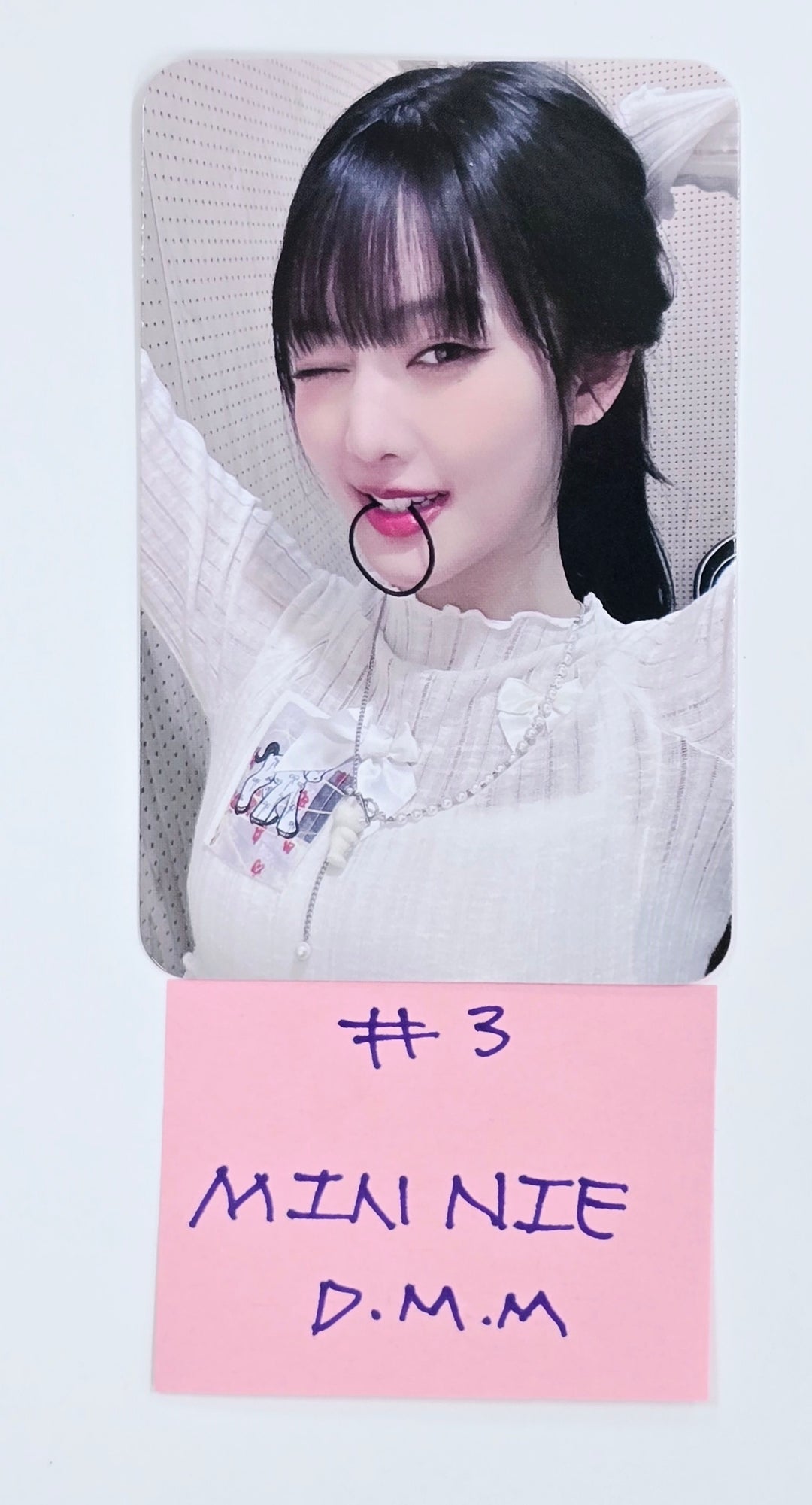 Minnie (of (G)I-DLE) "Her" - Dear My Muse Fansign Event Photocard [25.4.10]