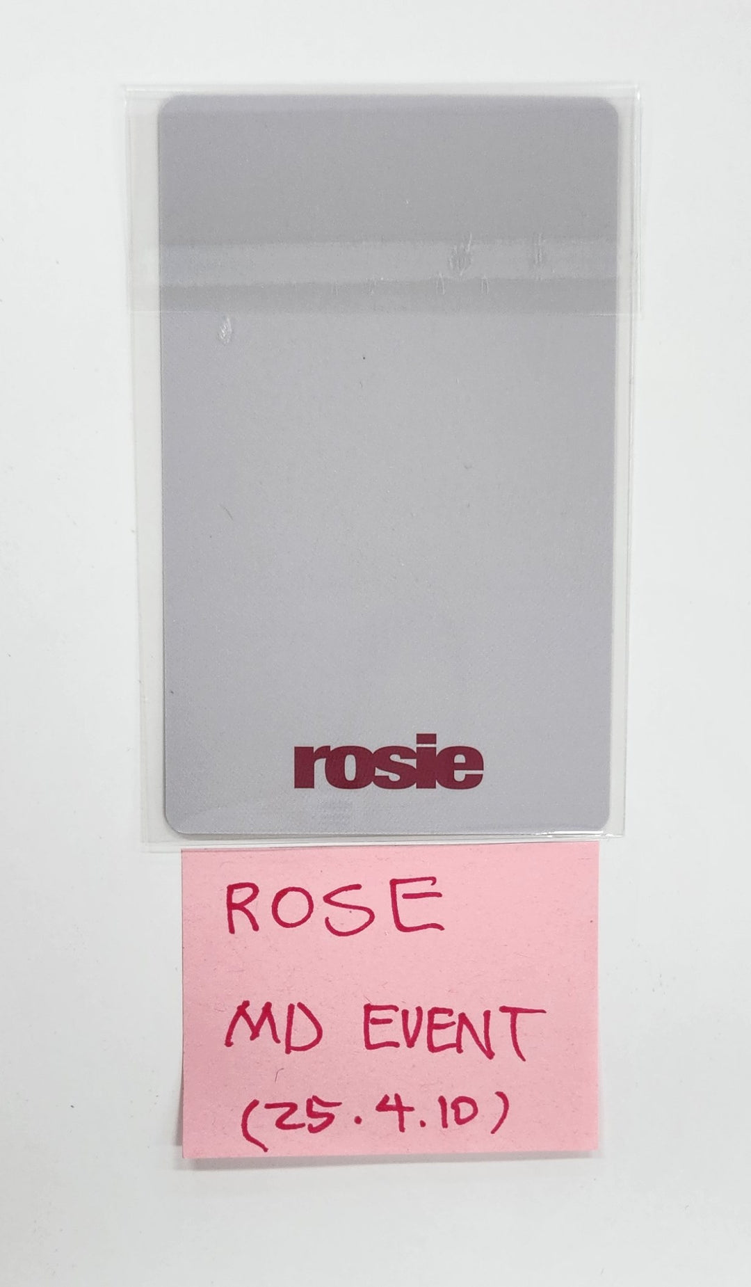 ROSE (of Black Pink) - TheBlackLabel Pop-Up Store MD Event Photocard [25.4.10]