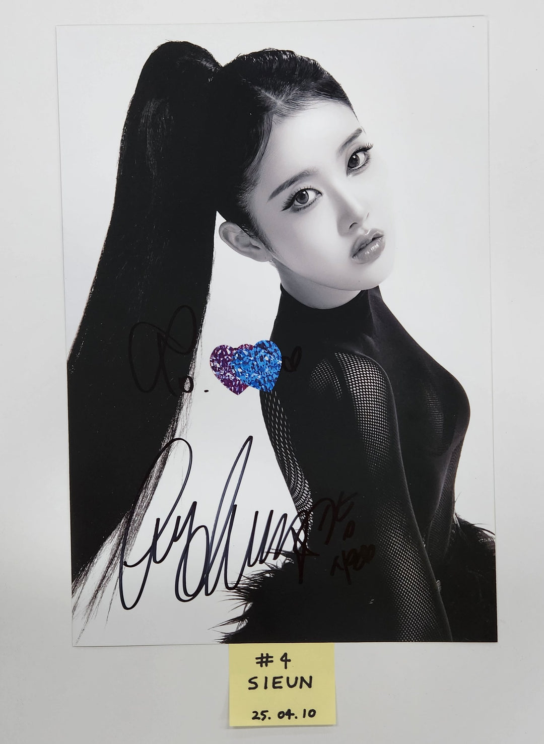 StayC "S" - A Cut Page From Fansign Event Album [25.4.10]