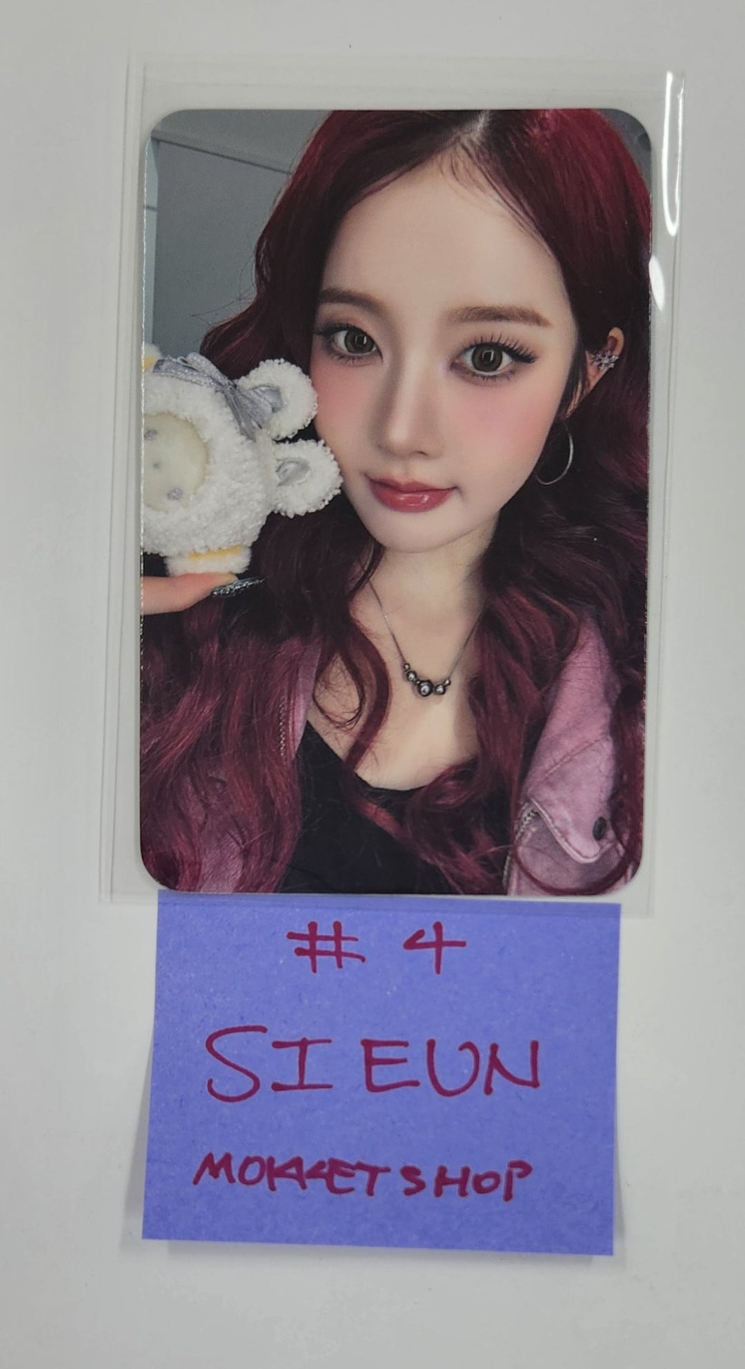 STAYC "S" - Mokket Shop Fansign Event Photocard [25.4.11]