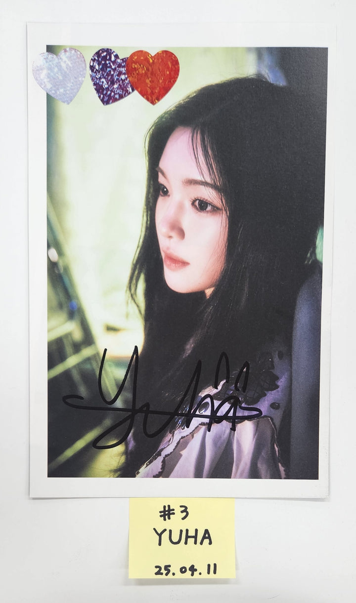 Hearts2Hearts "The Chase" - A Cut Page From Fansign Event Album [25.4.11]