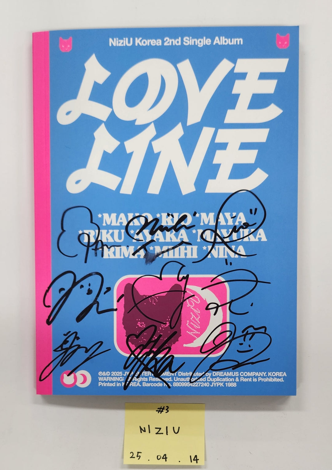 KiiiKiii "UNCUT GEM", SEULGI "Accidentally On Purpose", xikers "HOUSE OF TRICKY : SPUR", NiziU "LOVE LINE", SOLAR "WANT", CLOSE YOUR EYES "ETERNALT" - Hand Autograhped(Signed) Promo Album [25.4.14]