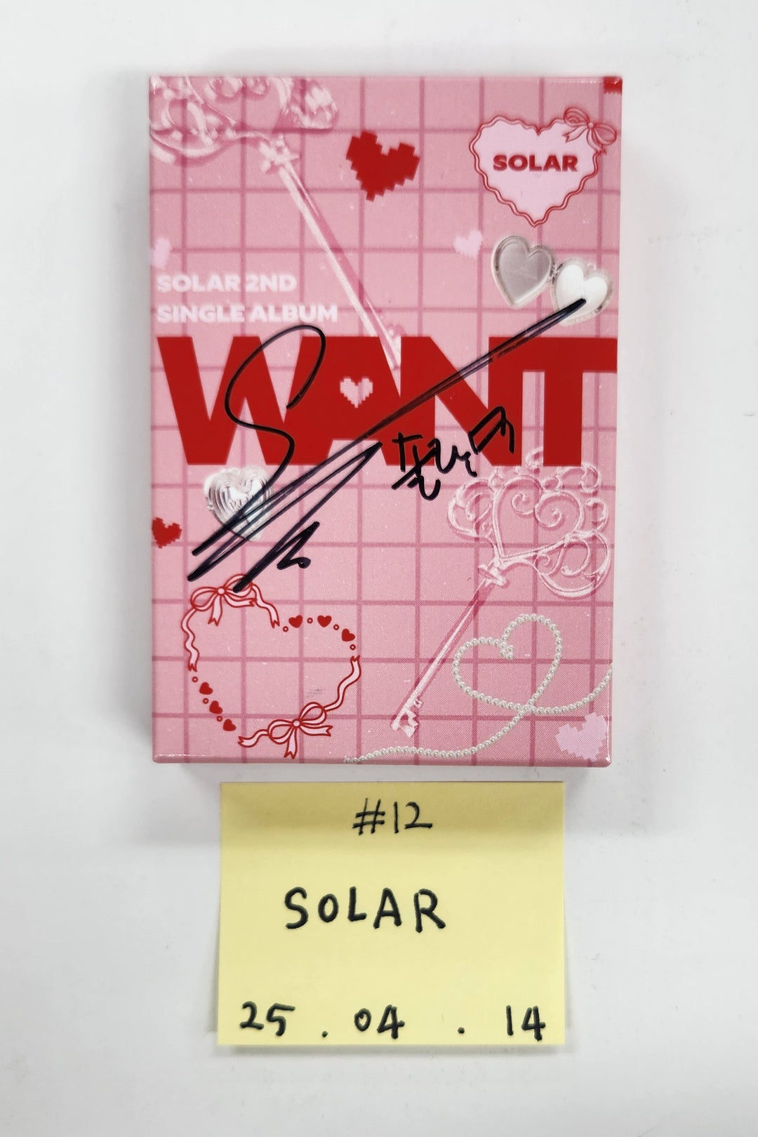 KiiiKiii "UNCUT GEM", SEULGI "Accidentally On Purpose", xikers "HOUSE OF TRICKY : SPUR", NiziU "LOVE LINE", SOLAR "WANT", CLOSE YOUR EYES "ETERNALT" - Hand Autograhped(Signed) Promo Album [25.4.14]