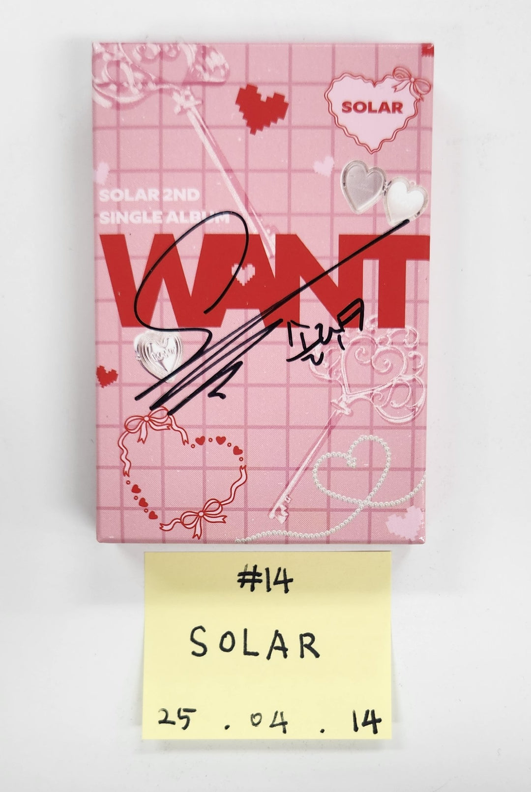 KiiiKiii "UNCUT GEM", SEULGI "Accidentally On Purpose", xikers "HOUSE OF TRICKY : SPUR", NiziU "LOVE LINE", SOLAR "WANT", CLOSE YOUR EYES "ETERNALT" - Hand Autograhped(Signed) Promo Album [25.4.14]