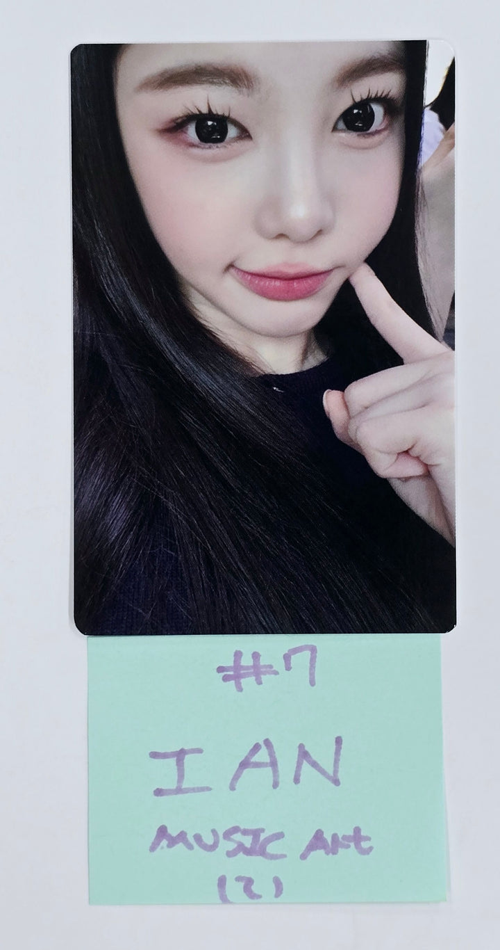 Hearts2Hearts "The Chase" - Music Art Fansign Event Photocard Round 3 [25.4.14]