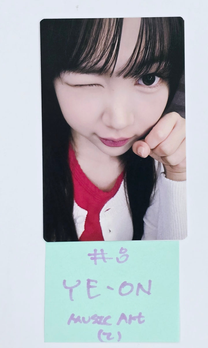 Hearts2Hearts "The Chase" - Music Art Fansign Event Photocard Round 3 [25.4.14]