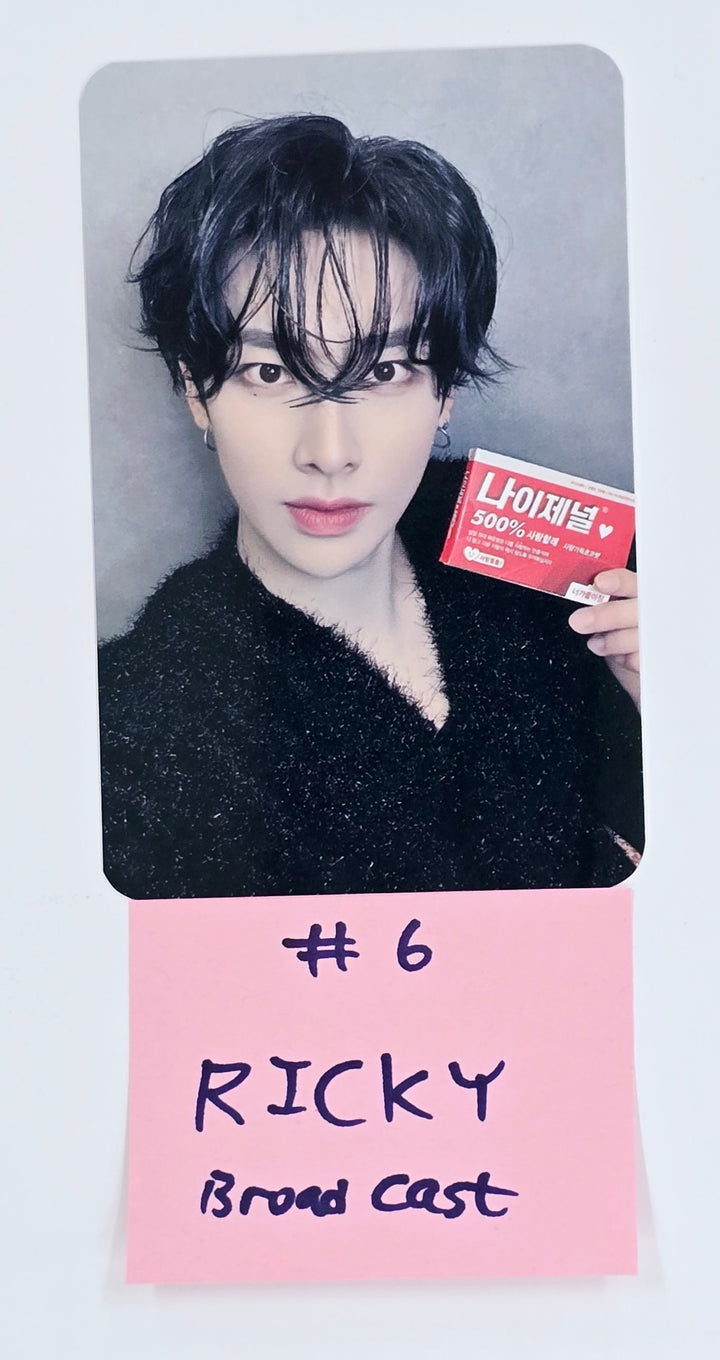 ZEROBASEONE "𝗕𝗟𝗨𝗘 𝗣𝗔𝗥𝗔𝗗𝗜𝗦𝗘" The 5th Mini Album - Broadcast Photocard [25.4.16]