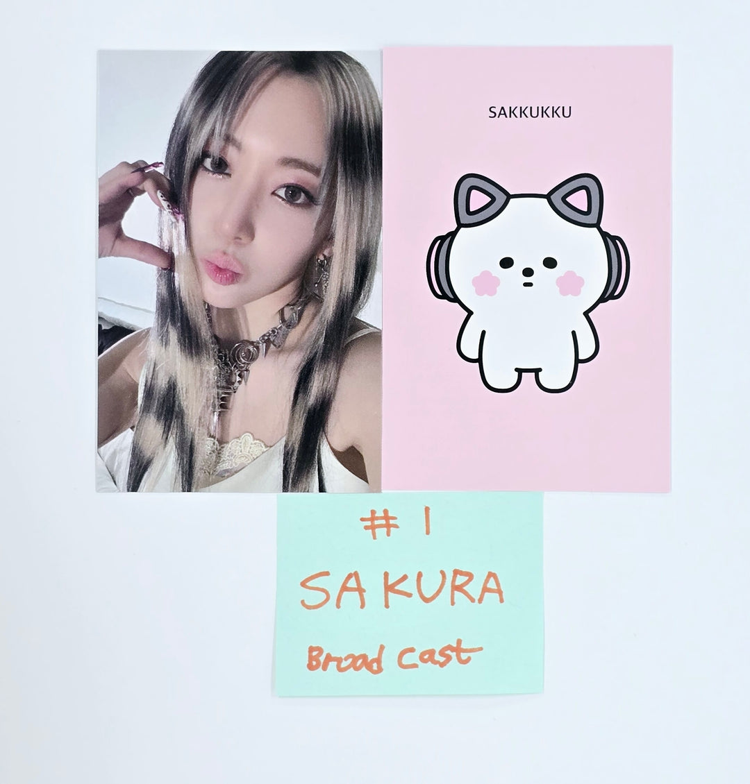 Le Sserafim - Broadcast Photocard [25.4.17]
