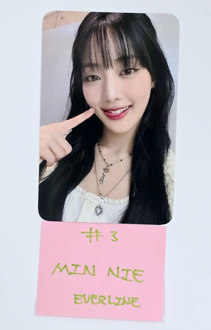 Minnie (of (G)I-DLE) "Her" - Everline Fansign Event Photocard [25.4.21]