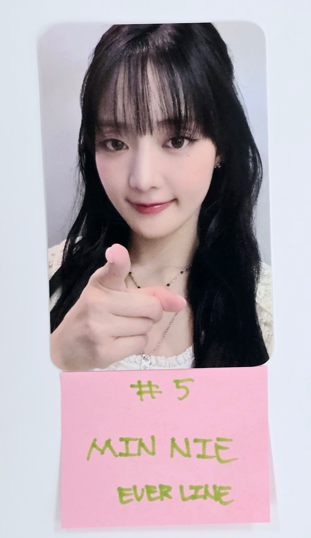 Minnie (of (G)I-DLE) "Her" - Everline Fansign Event Photocard [25.4.21]