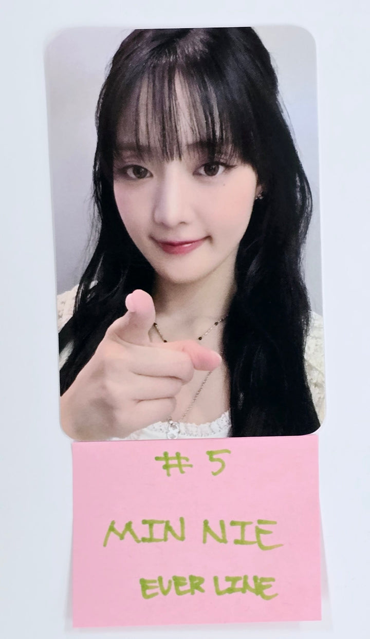 Minnie (of (G)I-DLE) "Her" - Everline Fansign Event Photocard [25.4.21]