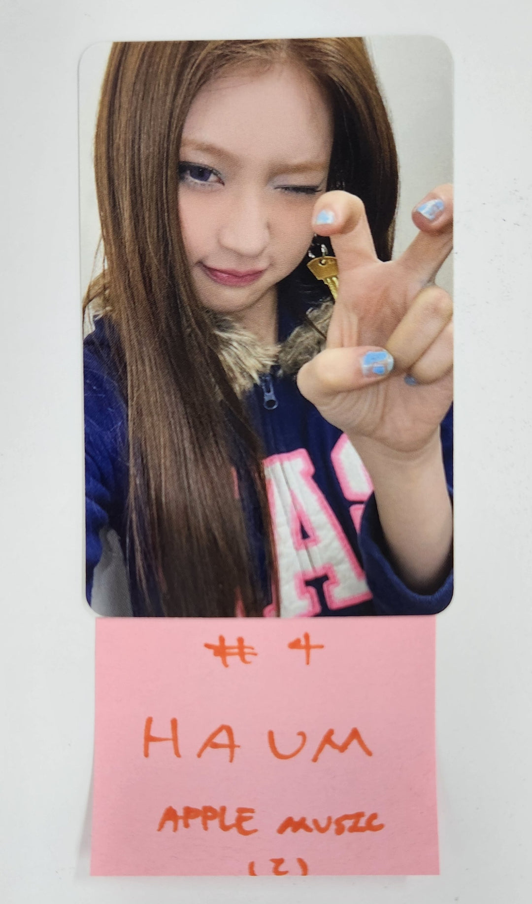 KiiiKiii "UNCUT GEM" - Apple Music Fansign Event Photocard [DIGGING Ver.] [25.4.21]