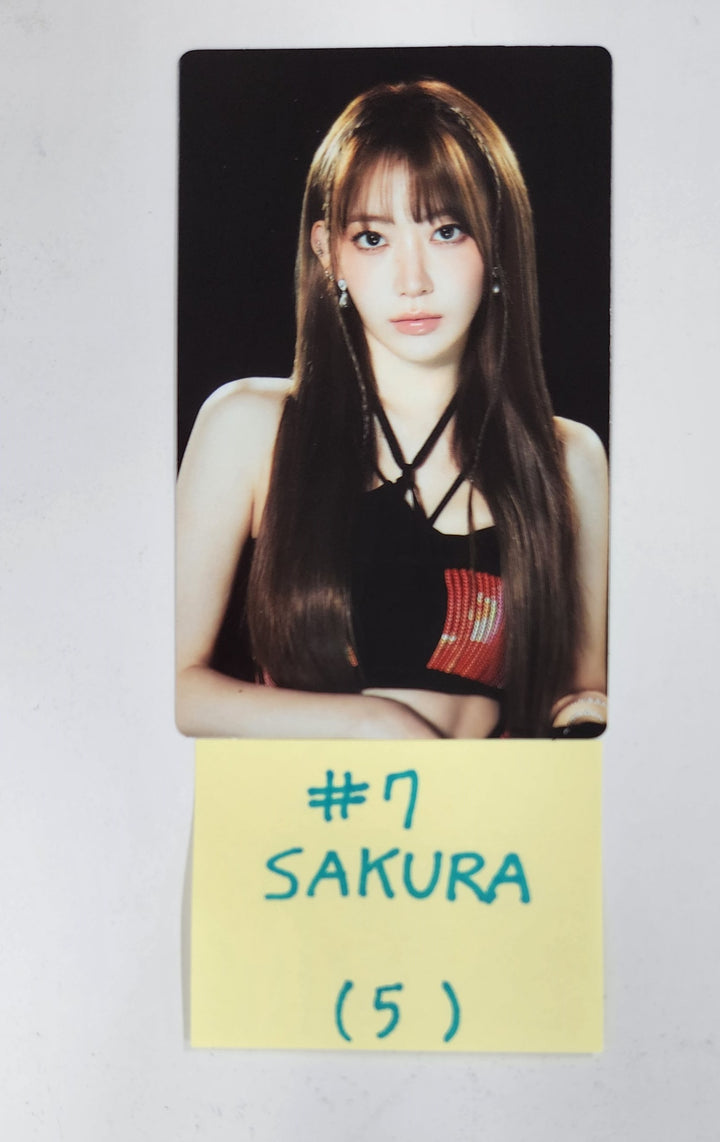 LE SSERAFIM "EASY CRAZY HOT" 2025 LE SSERAFIM TOUR - Official Mini Photocard (1) [25.4.21]