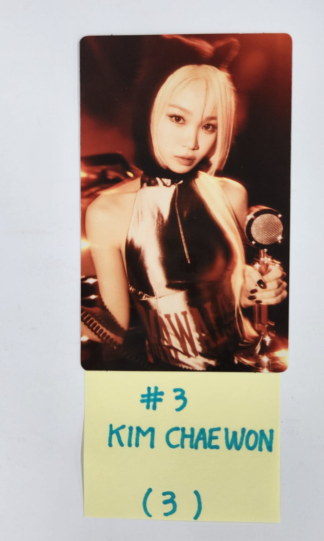 LE SSERAFIM "EASY CRAZY HOT" 2025 LE SSERAFIM TOUR - Official Mini Photocard (1) [25.4.21]