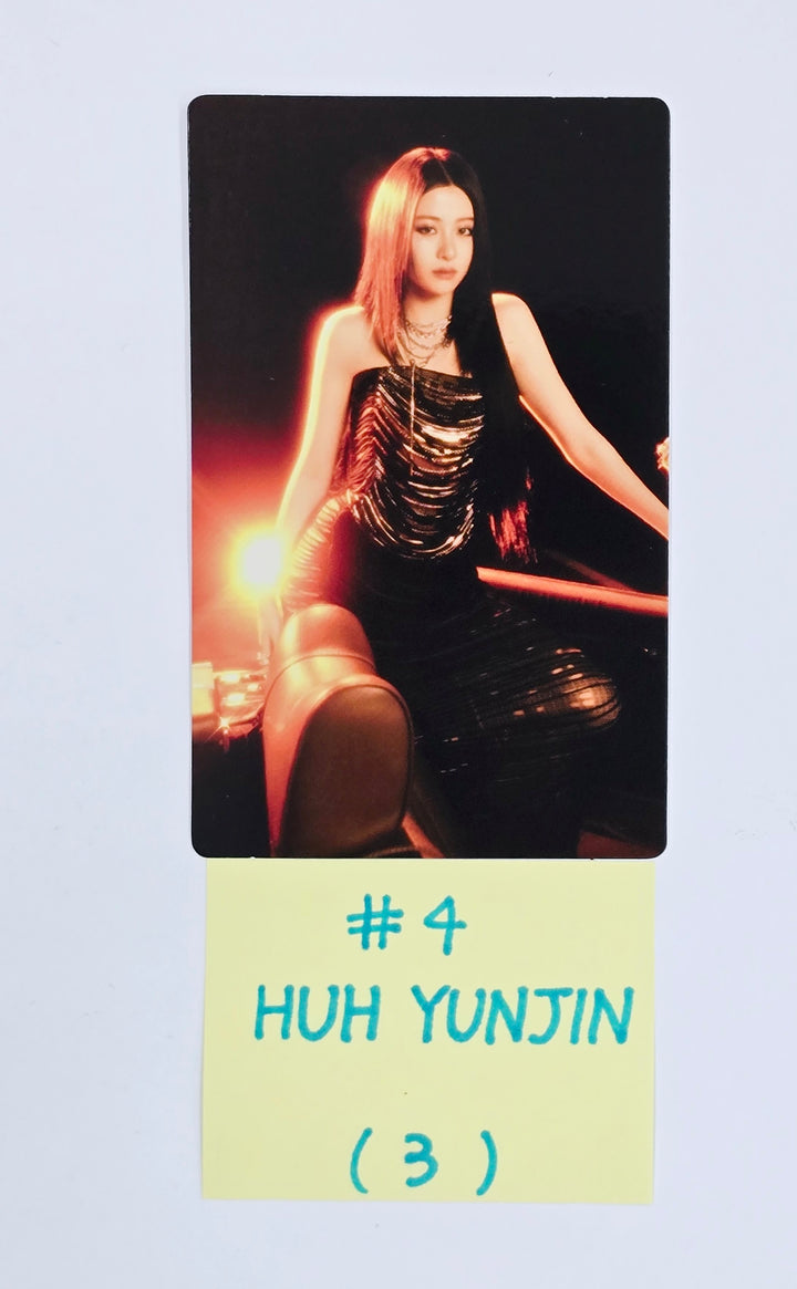 LE SSERAFIM "EASY CRAZY HOT" 2025 LE SSERAFIM TOUR - Official Mini Photocard (1) [25.4.21]