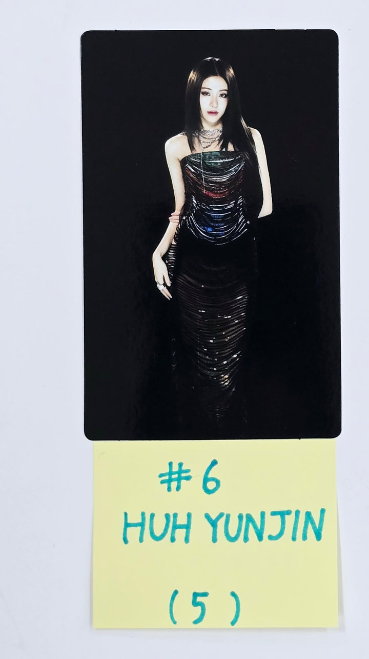 LE SSERAFIM "EASY CRAZY HOT" 2025 LE SSERAFIM TOUR - Official Mini Photocard (1) [25.4.21]