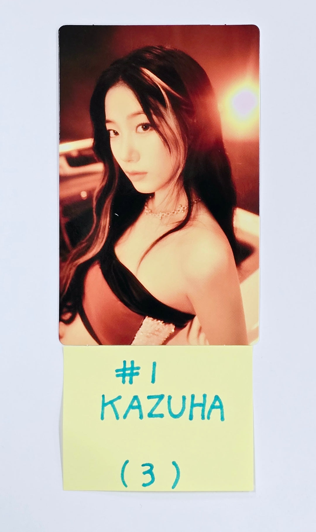 LE SSERAFIM "EASY CRAZY HOT" 2025 LE SSERAFIM TOUR - Official Mini Photocard (2) [25.4.21]