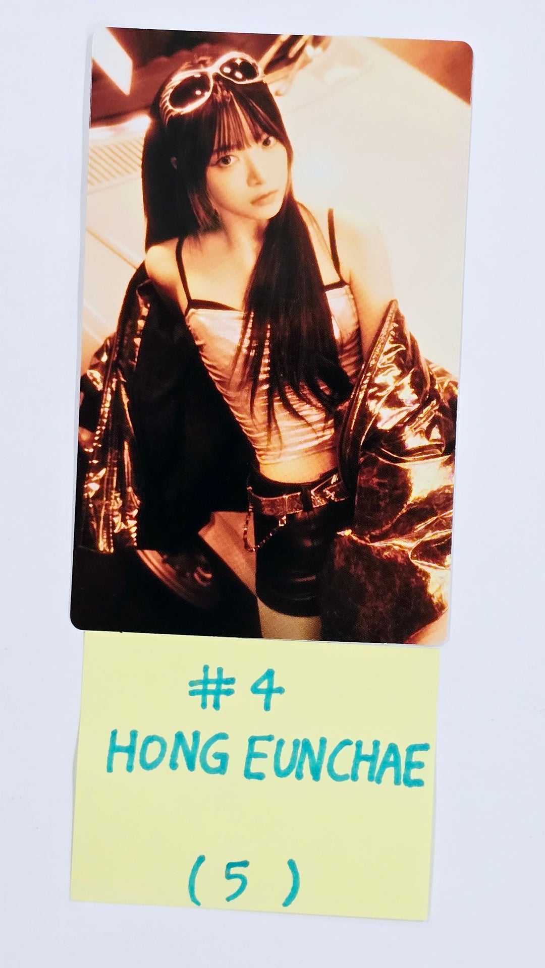 LE SSERAFIM "EASY CRAZY HOT" 2025 LE SSERAFIM TOUR - Official Mini Photocard (2) [25.4.21]