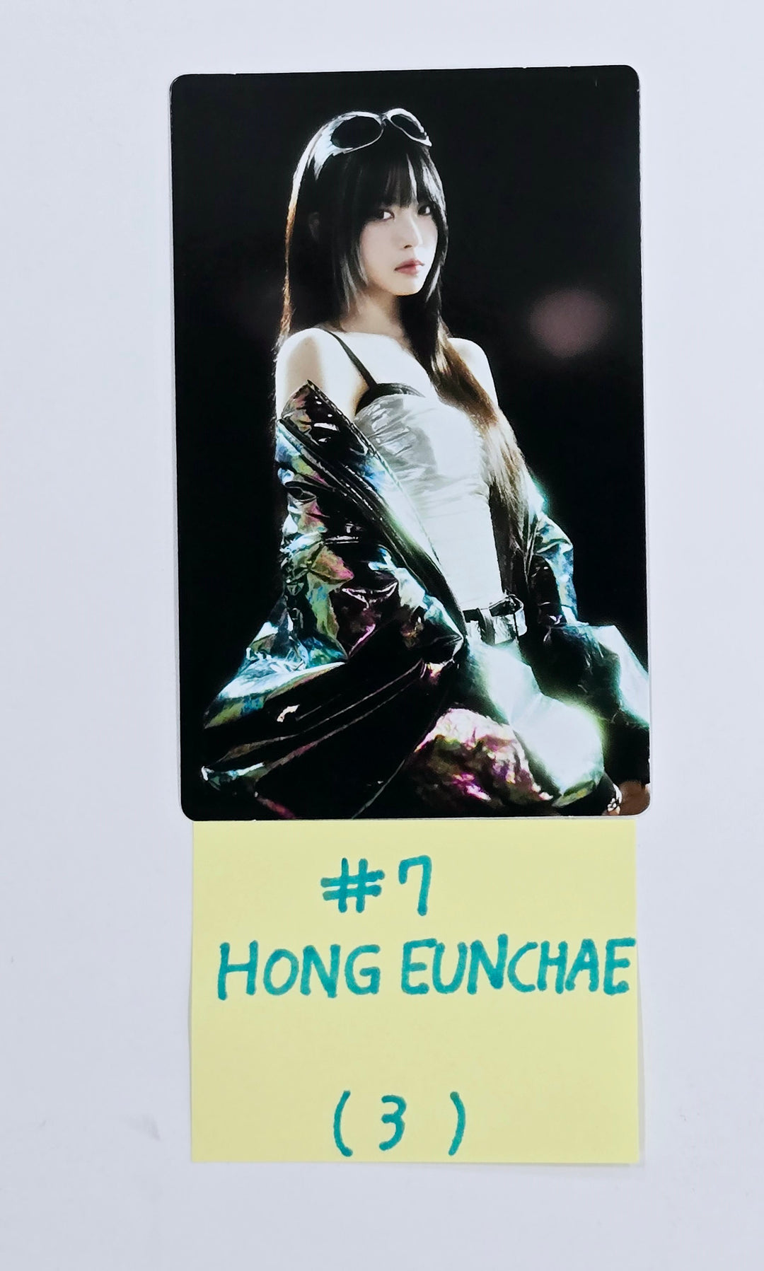 LE SSERAFIM "EASY CRAZY HOT" 2025 LE SSERAFIM TOUR - Official Mini Photocard (2) [25.4.21]