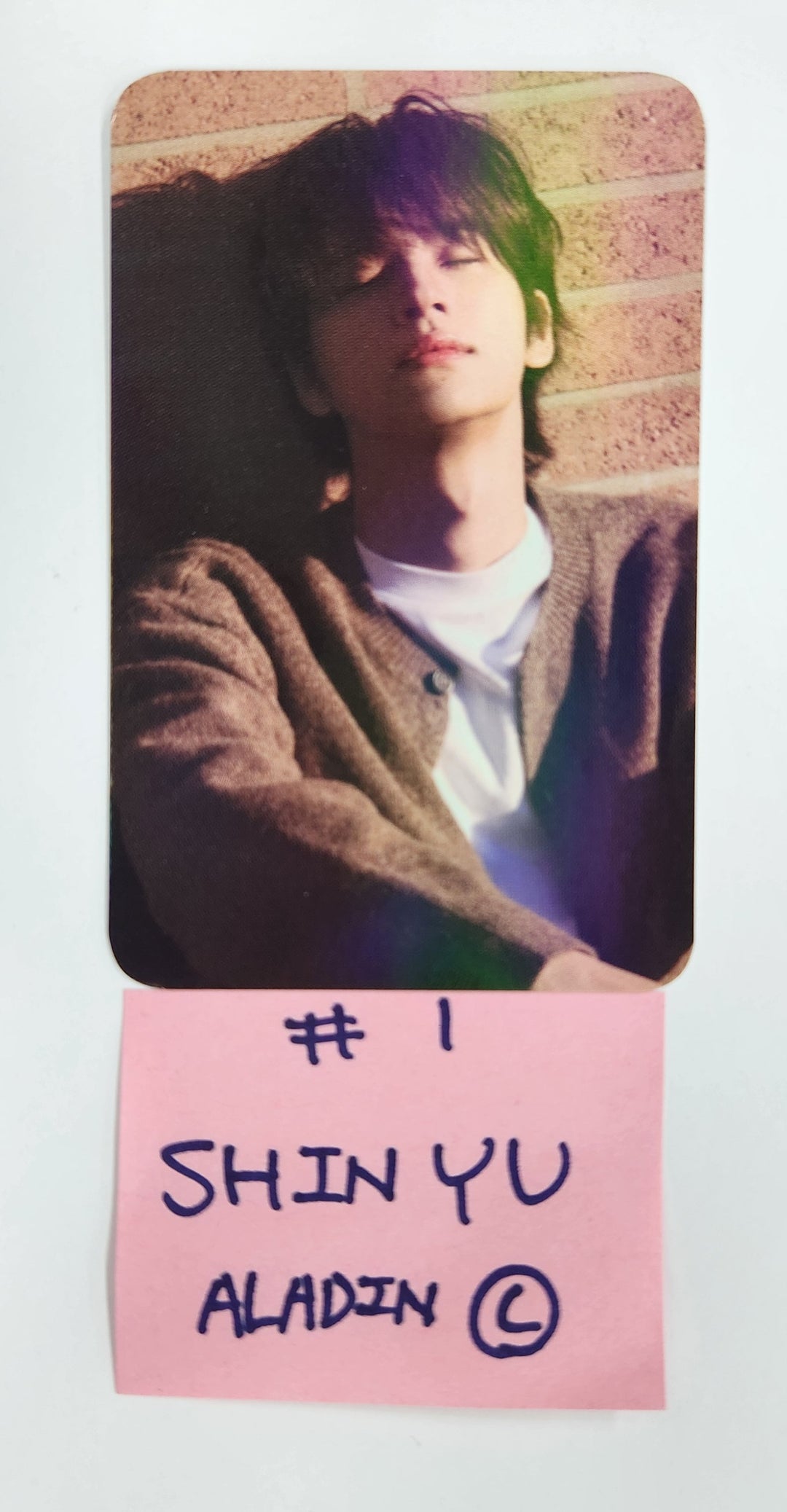 TWS "TRY WITH US" - Aladin Pre-Order Benefit Hologram Photocard [Compact Ver.] [25.4.22]
