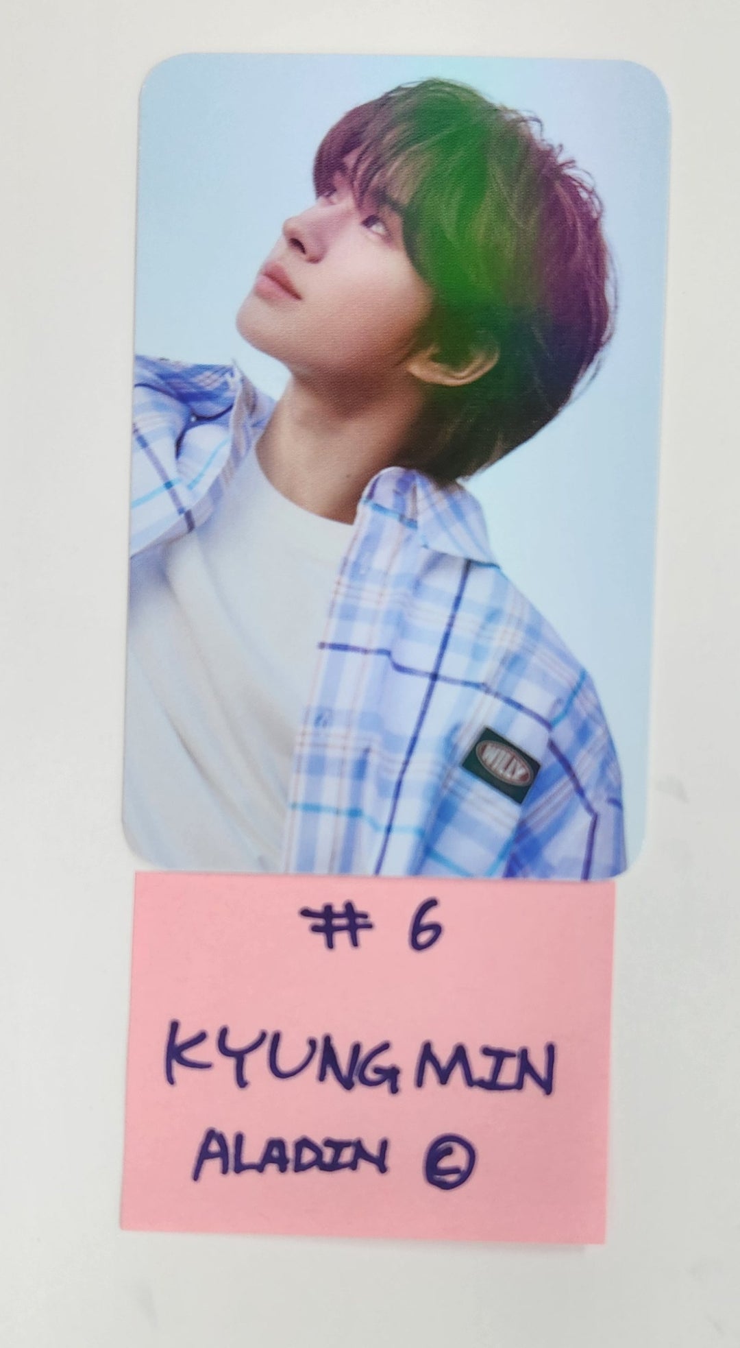TWS "TRY WITH US" - Aladin Pre-Order Benefit Hologram Photocard [Compact Ver.] [25.4.22]