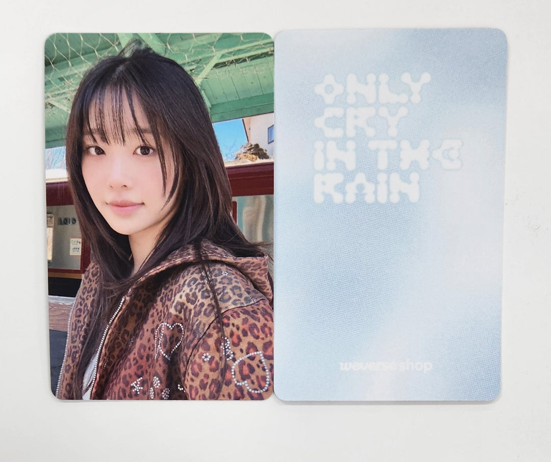 CHUU "Only cry in the rain" - Weverse Shop Pre-Order Benefit Photocard [25.4.22]