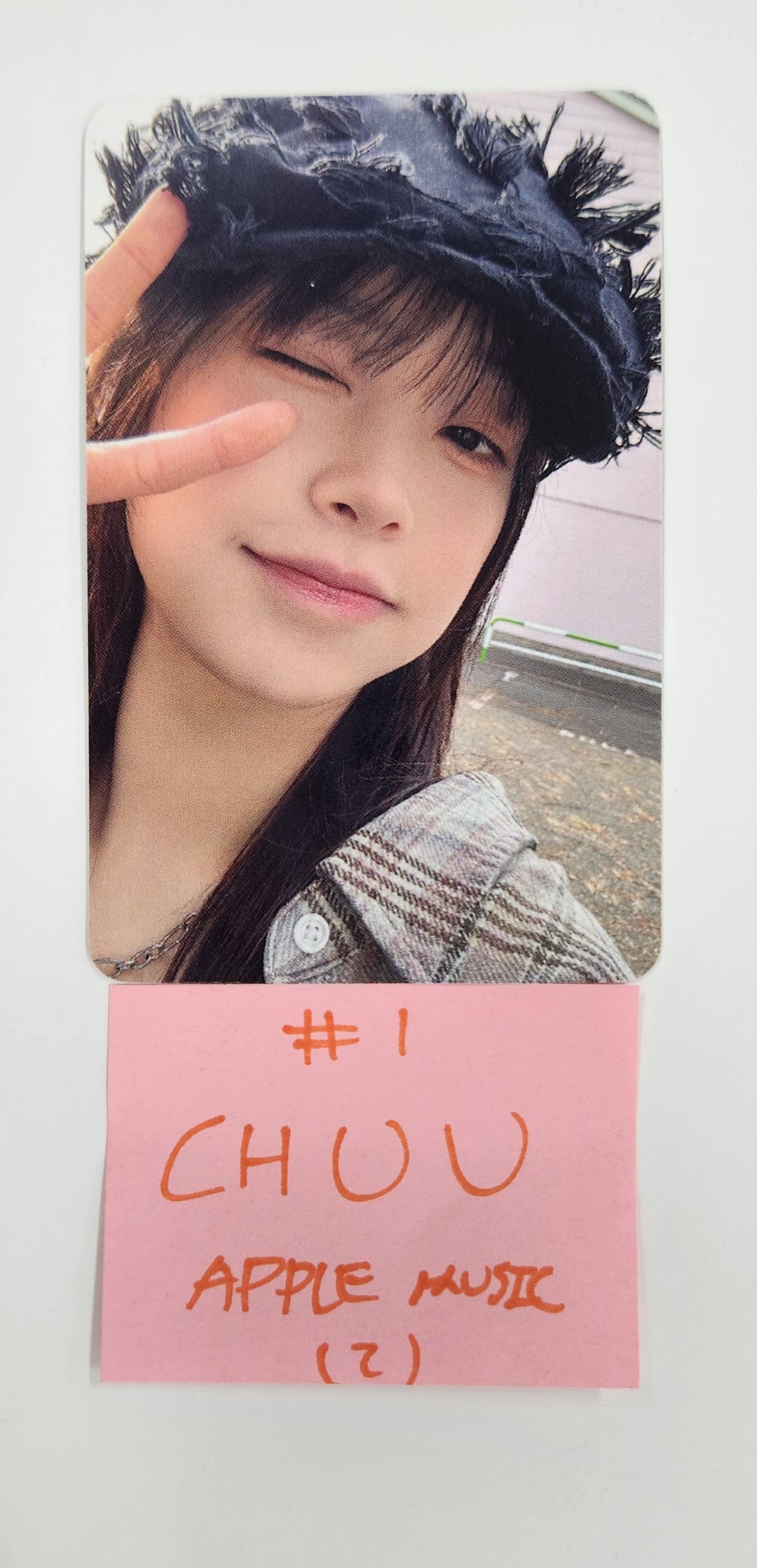 CHUU "Only cry in the rain" - Apple Music Pre-Order Benefit Photocard [25.4.22]